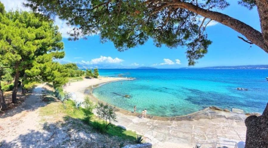 شقة By The Sea 2 Kaštela المظهر الخارجي الصورة